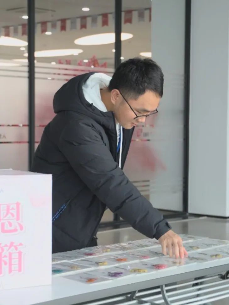 “謝”要勇敢說出來——江蘇北人感恩節(jié)特別活動 “謝”要勇敢說出來——江蘇北人感恩節(jié)特別活動